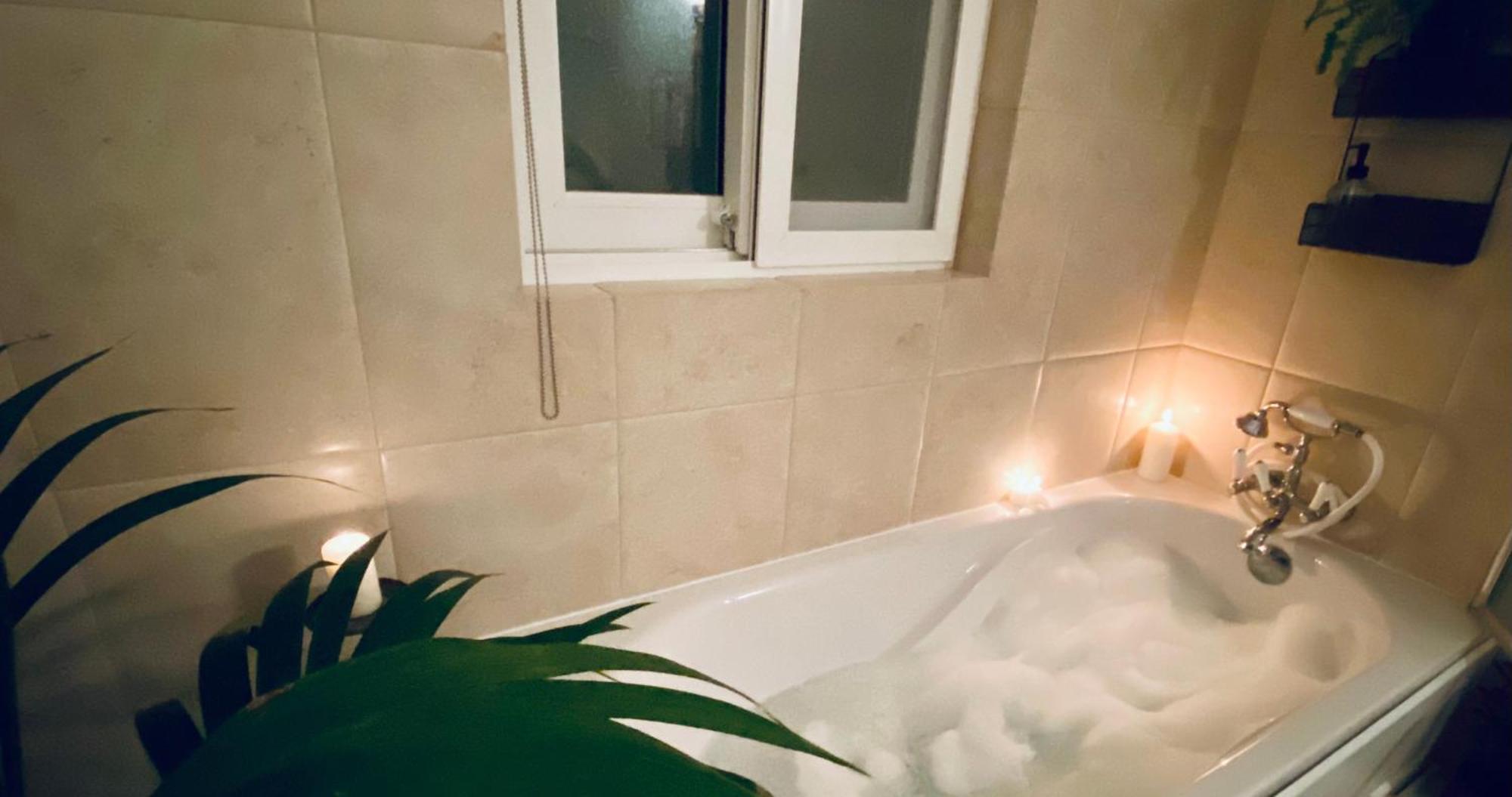 モスタFree Breakfast, Pool, Spacious Aircon Hideawayアパートメント エクステリア 写真
