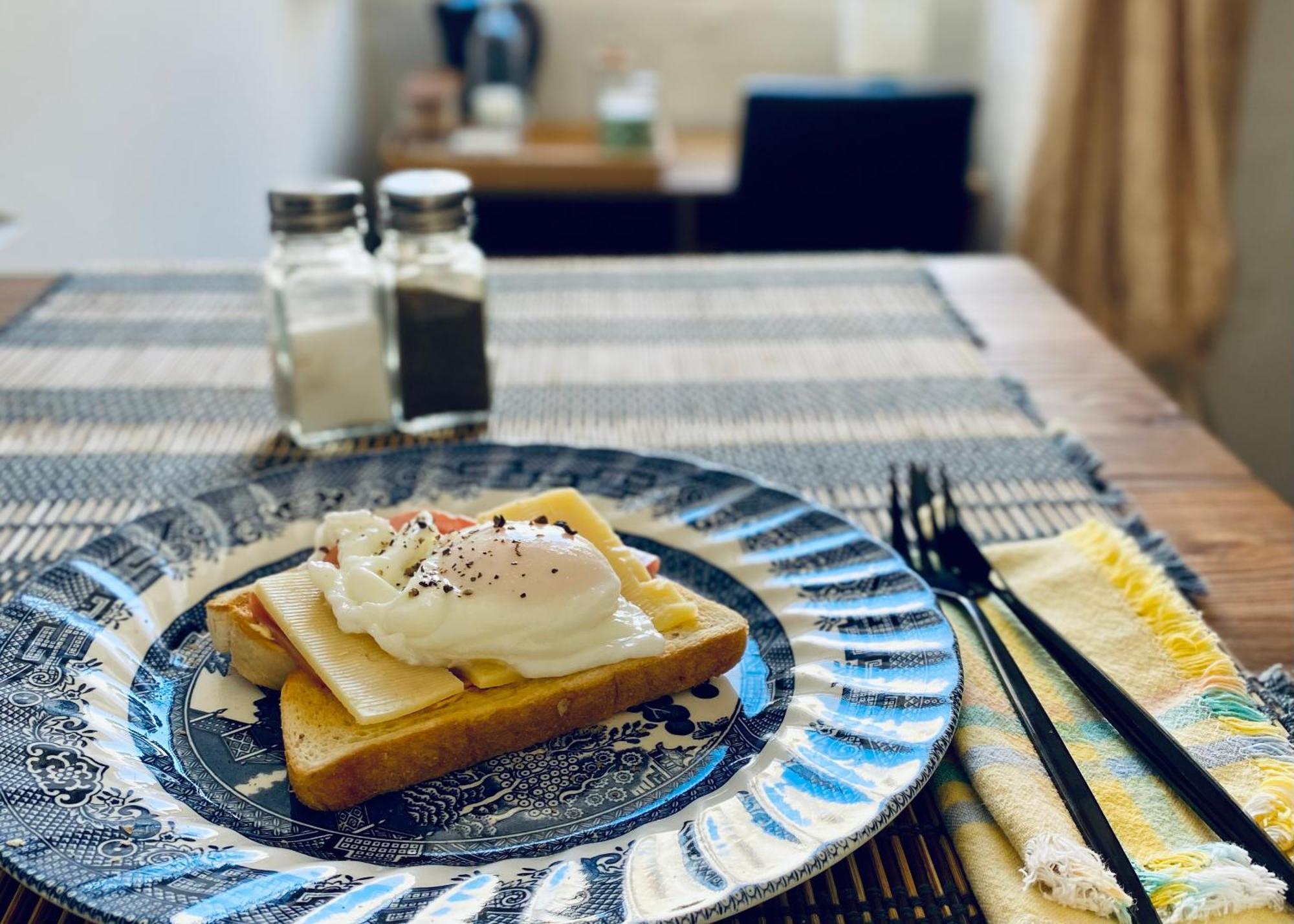 モスタFree Breakfast, Pool, Spacious Aircon Hideawayアパートメント エクステリア 写真